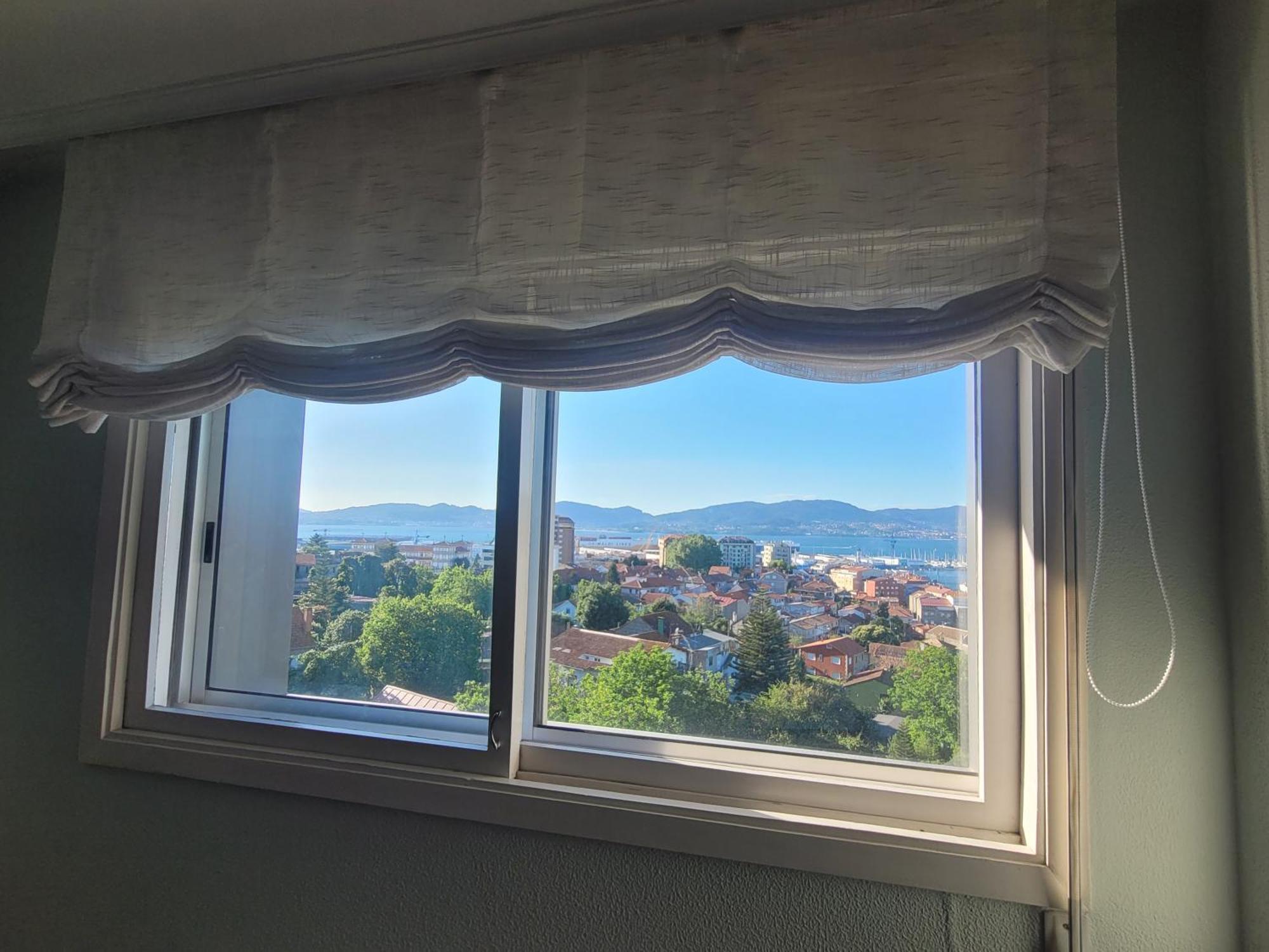 Vistas A La Ria B&T Vigo Exterior foto